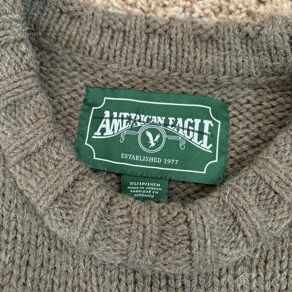 American Eagle Brown and Cream Sweater - Picture 7 of 7